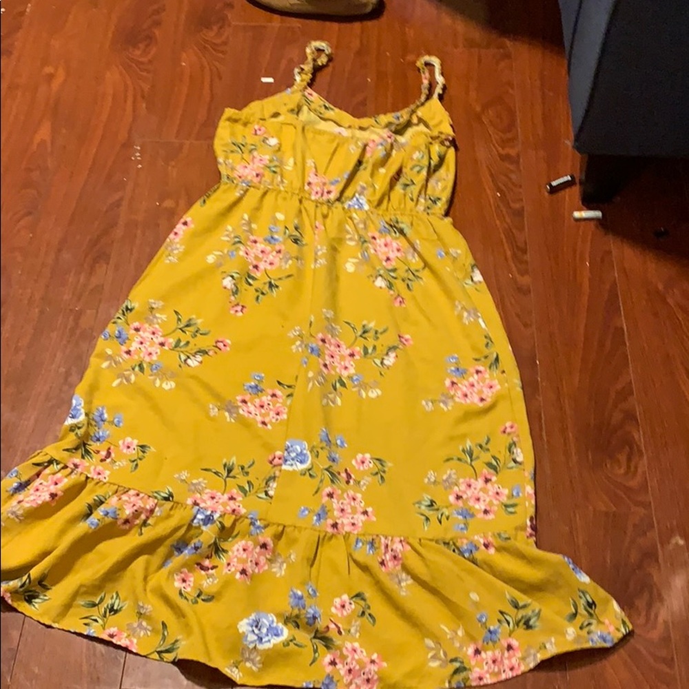 Dress - Picture 2 of 2